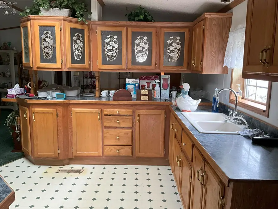 21 Cedar Street, New London, OH 44851 - Image #2