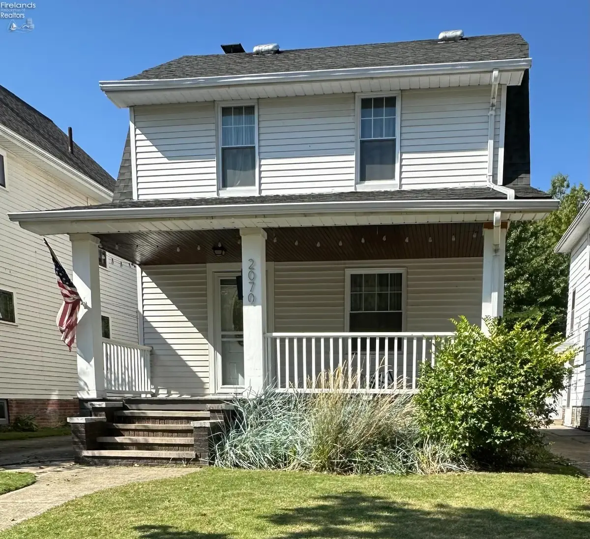 2070 Clarence Avenue, Lakewood, OH 44107 - Image #1