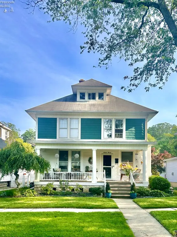 1611 Mcpherson Boulevard, Fremont, OH 43420