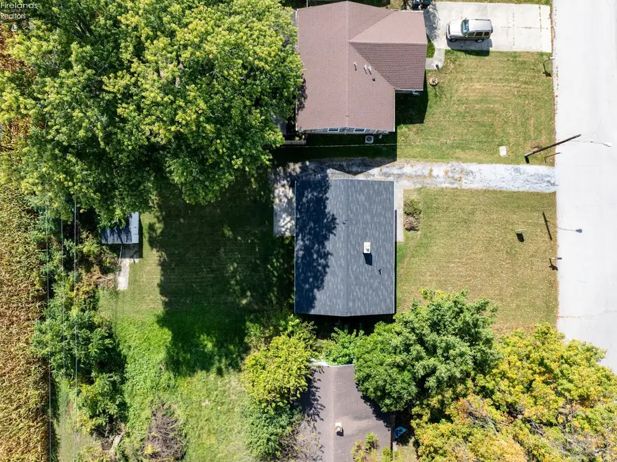 185 Longfellow Drive, Tiffin, OH 44883 - Image #2