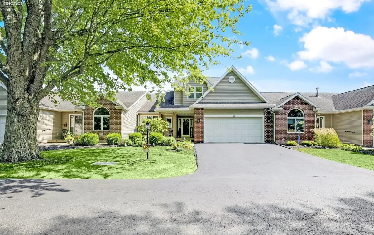 20 Towne And Country Drive, Tiffin, OH 44883 - Image #1