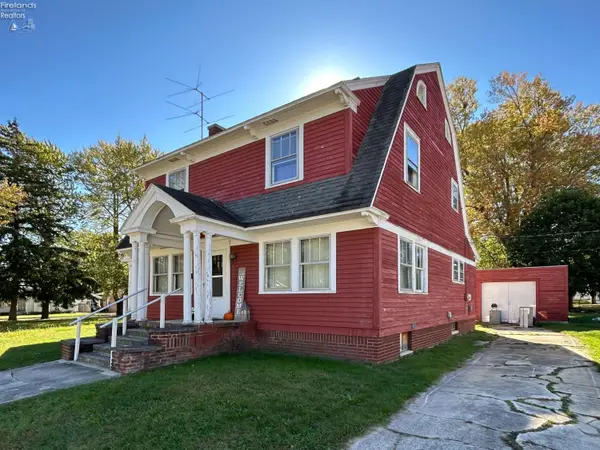 211 Summit Street, Fostoria, OH 44830