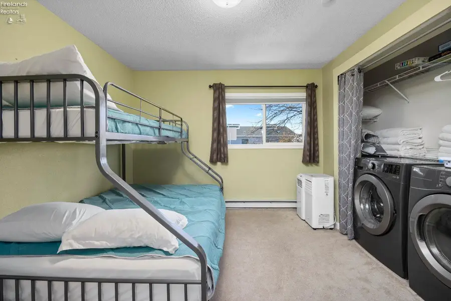 6504 N Harris Harbor Drive, Oak Harbor, OH 43449 - Image #2