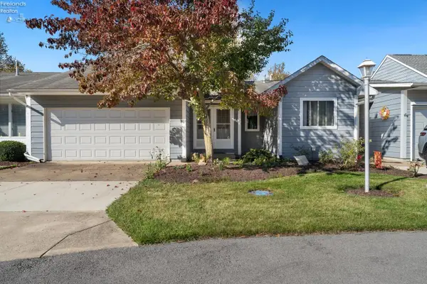 711 Elizabeth Drive, Huron, OH 44839