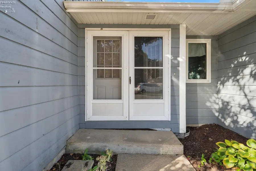 711 Elizabeth Drive, Huron, OH 44839 - Image #3