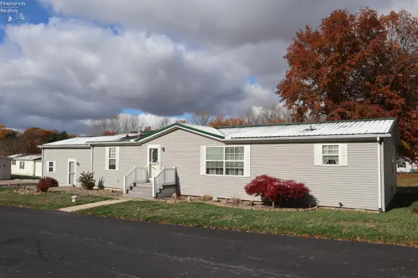 2 Scarlett Queen Drive, Norwalk, OH 44857