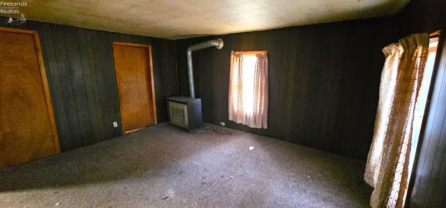 45 N Maple Street, New London, OH 44851 - Image #2