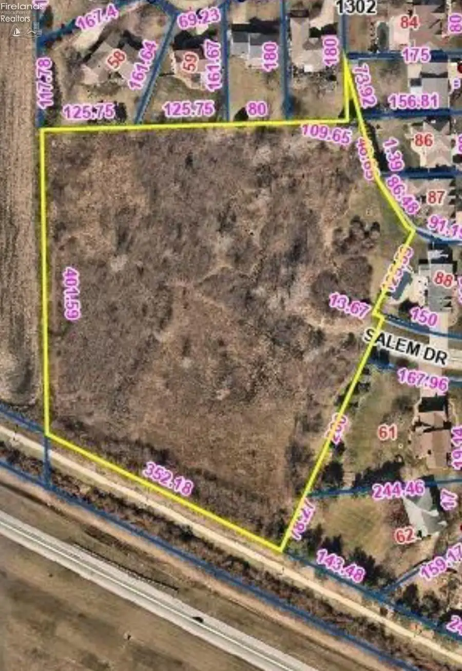 676 Salem Drive, Huron, OH 44839 - Image #2