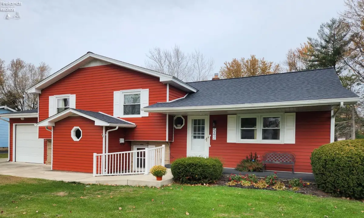 542 Berlin Road, Huron, OH 44839 - Image #1