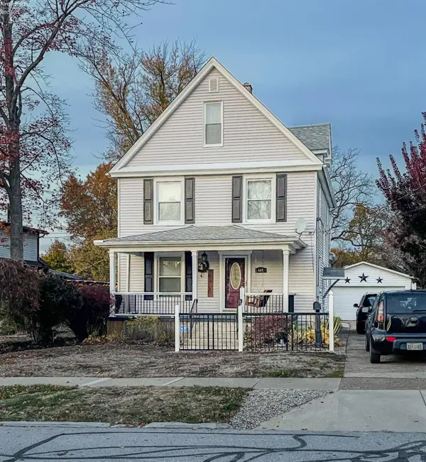 661 Tenney Avenue, Amherst, OH 44001