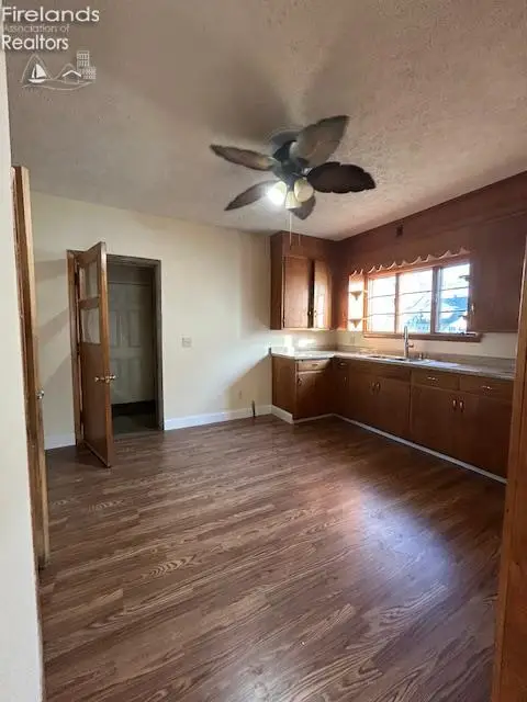 317 Dale Avenue, Willard, OH 44890 - Image #3