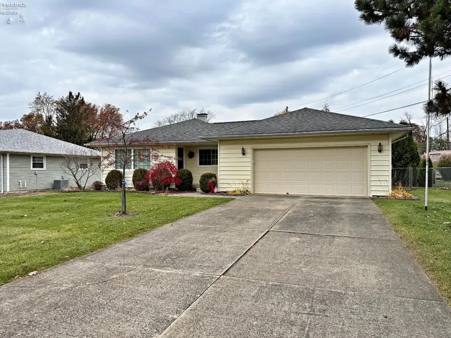 105 Glenn Street, Tiffin, OH 44883 - Image #2