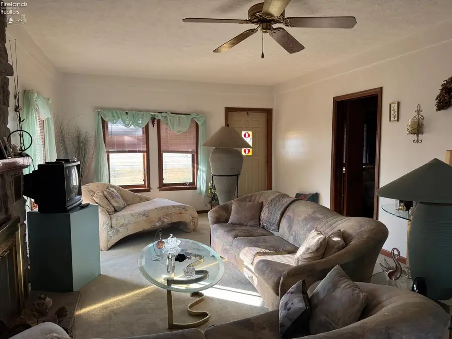 913 N Rymers Road, Port Clinton, OH 43452 - Image #3