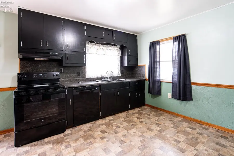 615 Gibson Street, Fremont, OH 43420 - Image #3