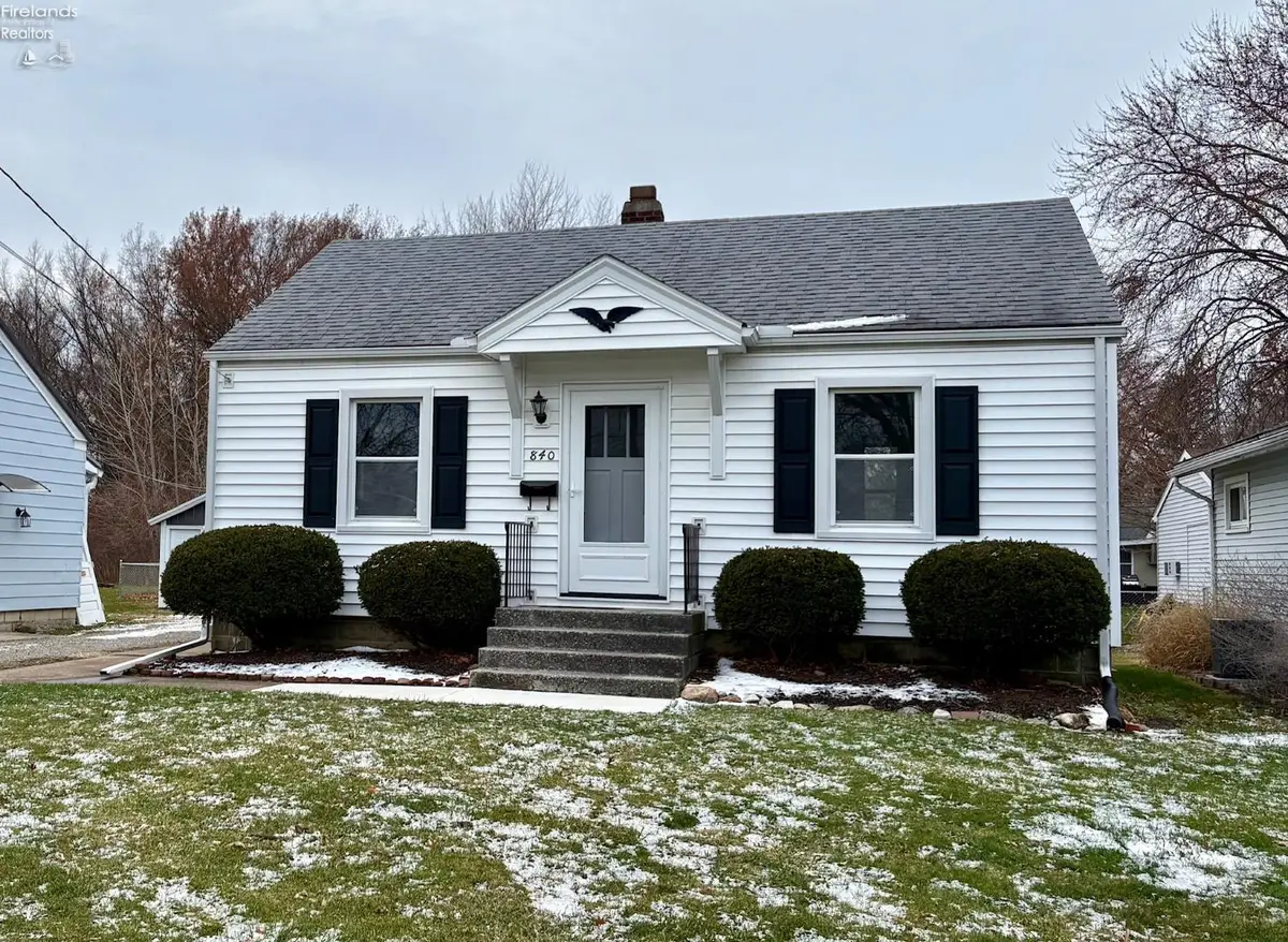 840 S Madison Street, Port Clinton, OH 43452 - Image #1