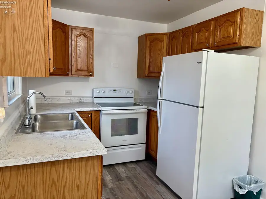 840 S Madison Street, Port Clinton, OH 43452 - Image #3