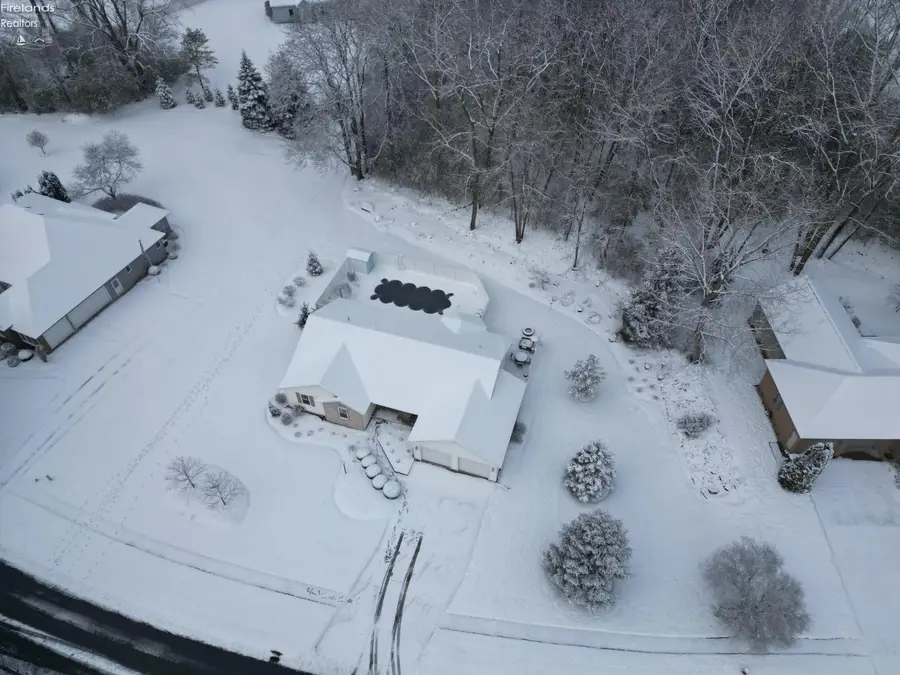 111 Parkview Place, Bellevue, OH 44811 - Image #2