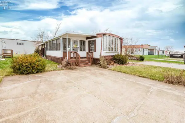 116 Rathbun Drive, Marblehead, OH 43440