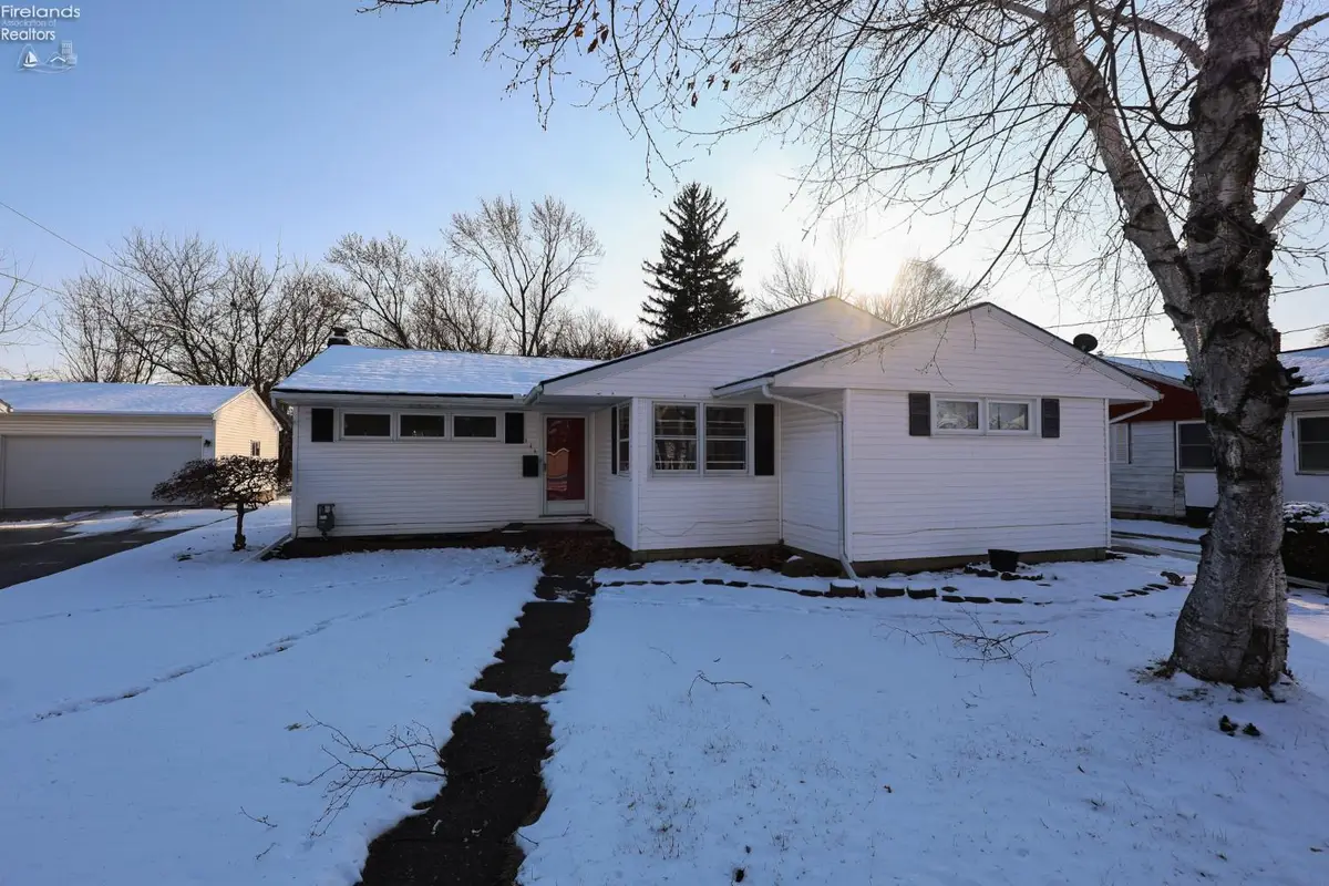 120 Haensler Street, Bellevue, OH 44811 - Image #1