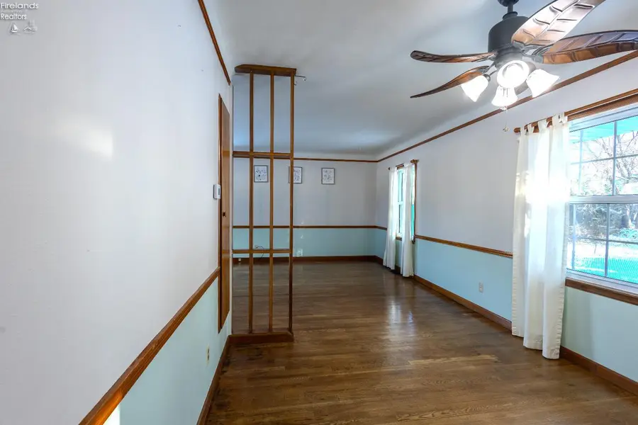 120 Haensler Street, Bellevue, OH 44811 - Image #2