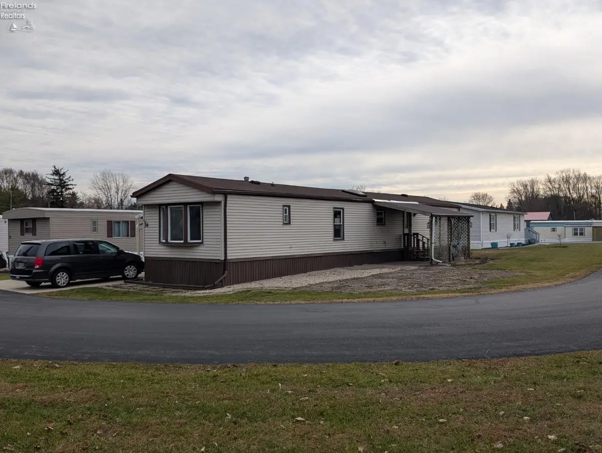 111 Flat Rock Road #34, Bellevue, OH 44811 - Image #1