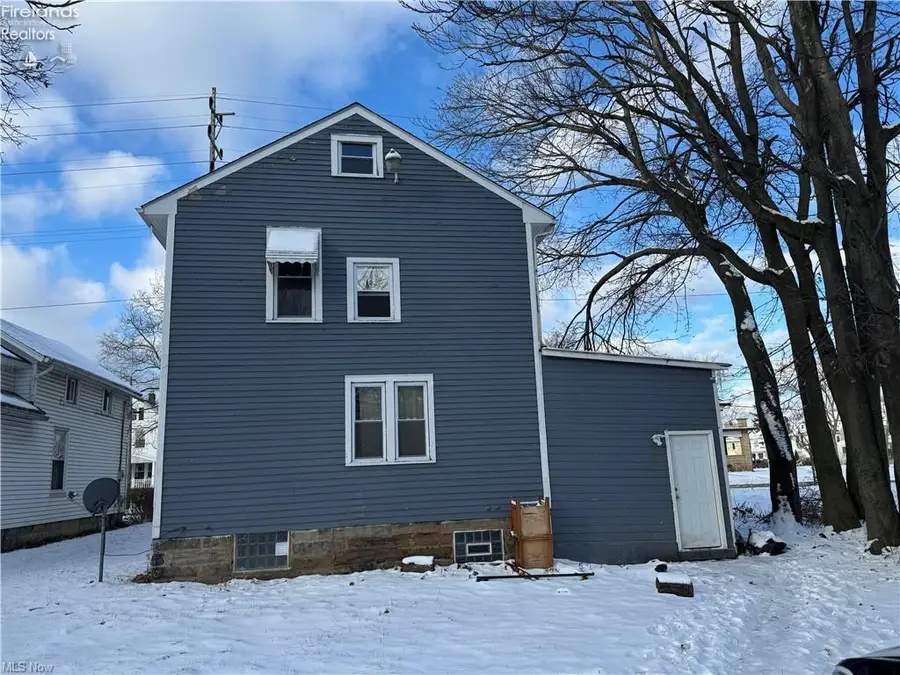 517 Oberlin Avenue, Lorain, OH 44052 - Image #3