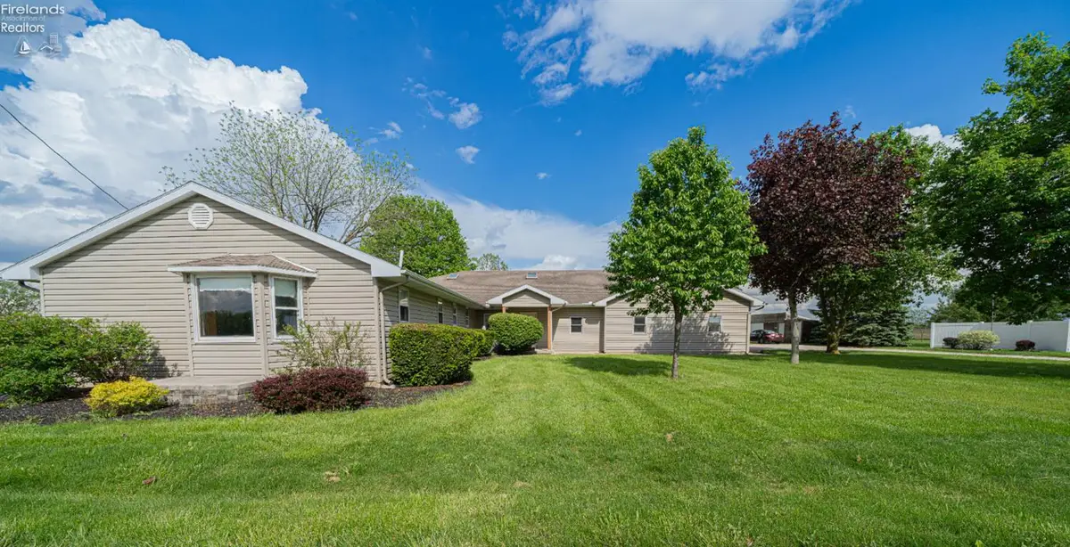 3266 Bloomdale Road, Bloomdale, OH 44817 - #1