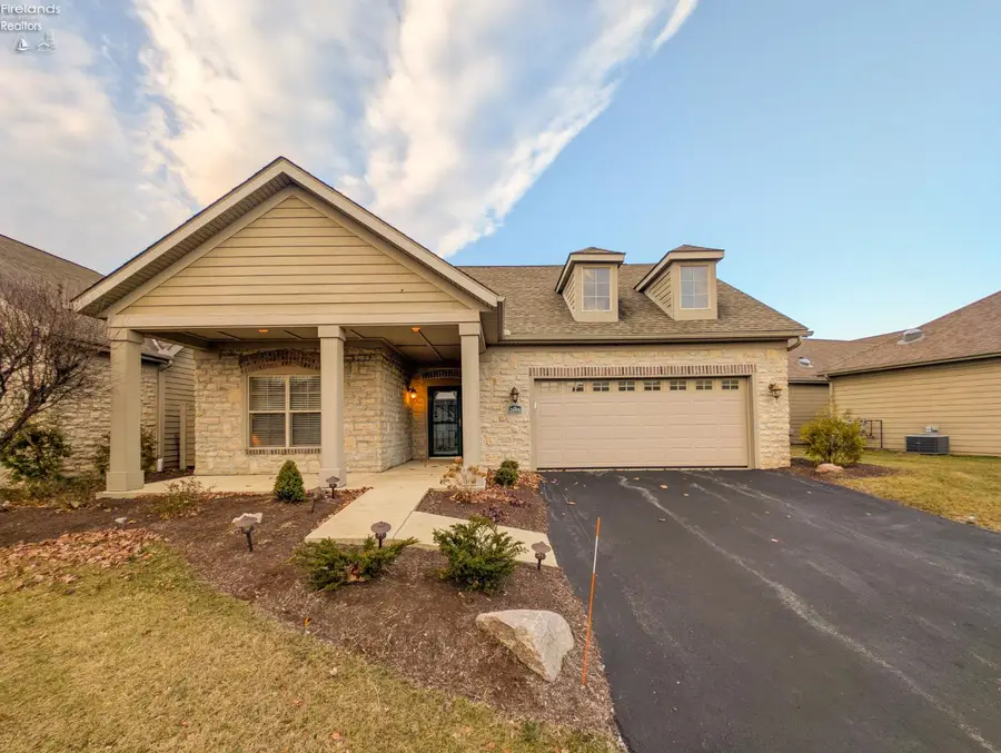 2696 Chateau Drive #38 C, Port Clinton, OH 43452 - #3