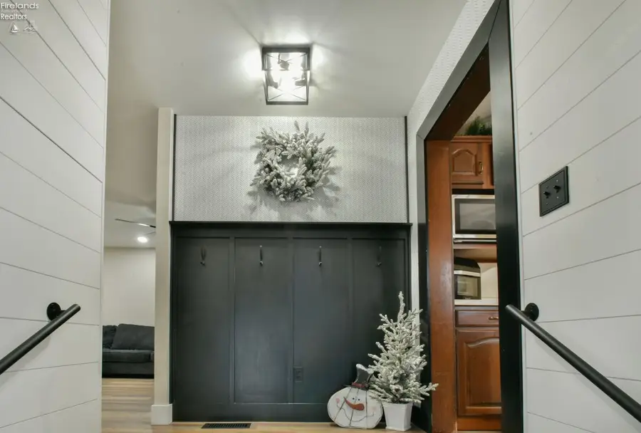 165 Finke Road, Oak Harbor, OH 43449 - #2