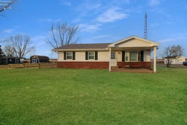 6711 W Harbor Road, Port Clinton, OH 43452