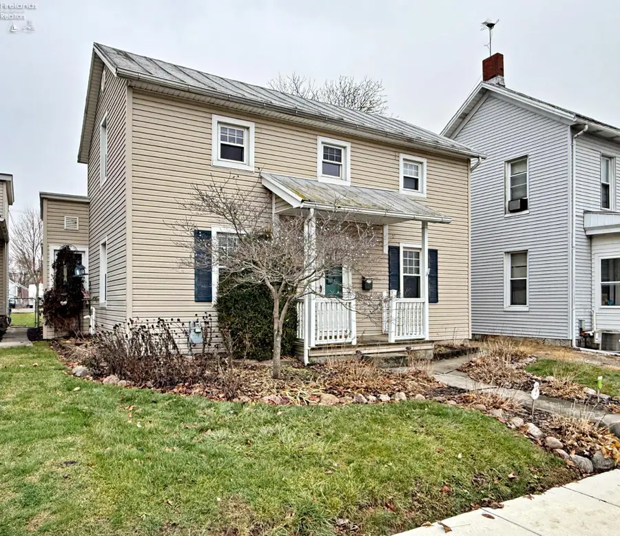 90 Schonhardt St, Tiffin, OH 44883 - Image #2