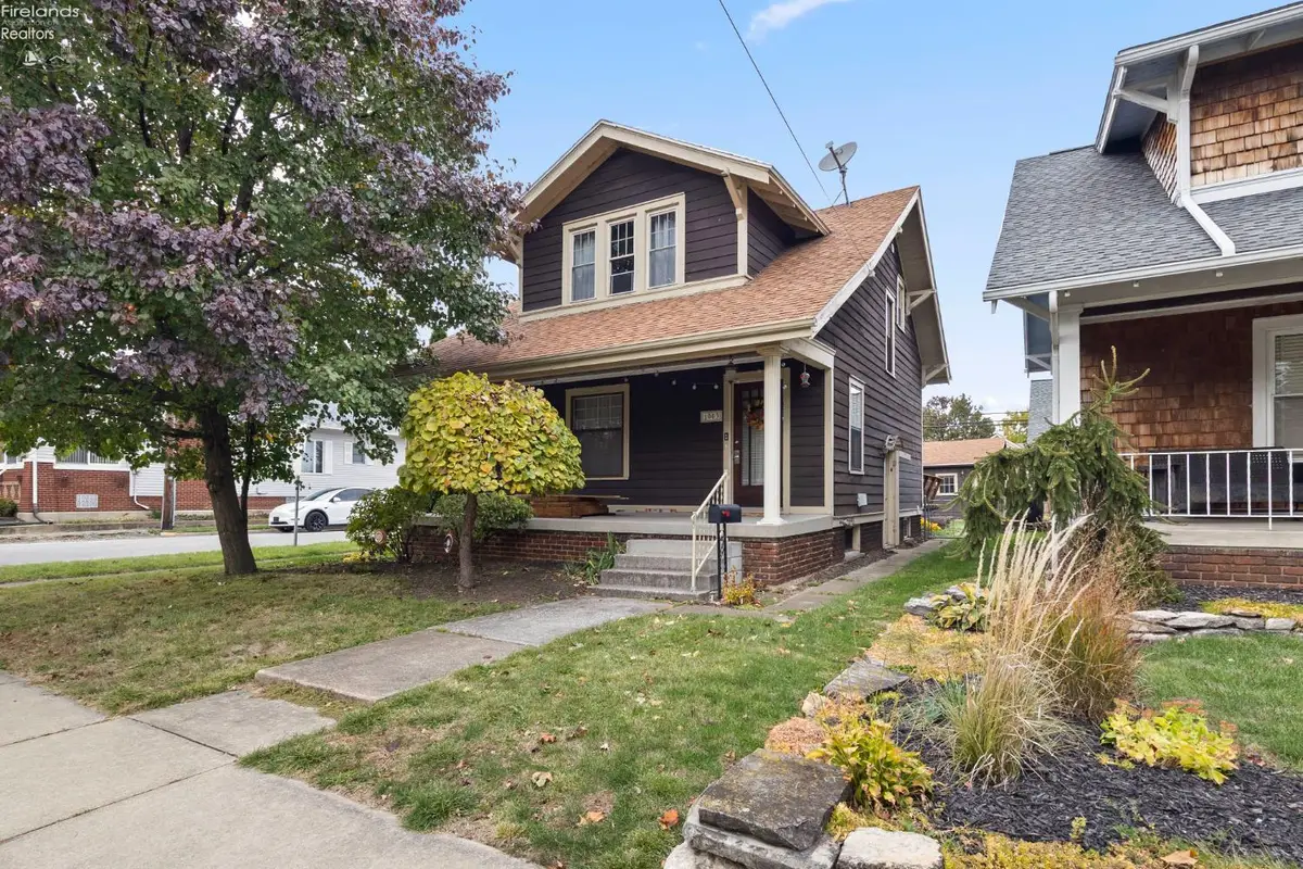 1003 5th Street, Sandusky, OH 44870 - #1