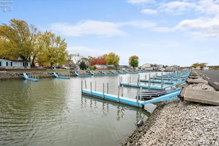 1760 N Merrimac Avenue, Marblehead, OH 43440 - Image #3