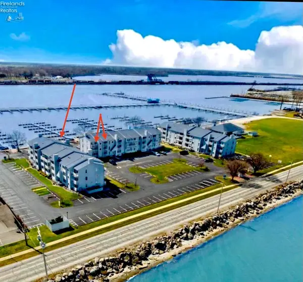 274 Clinton Reef Drive #274, Port Clinton, OH 43452