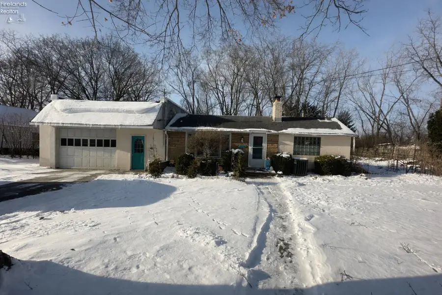 329 Oakland Avenue, Sandusky, OH 44870 - Image #2