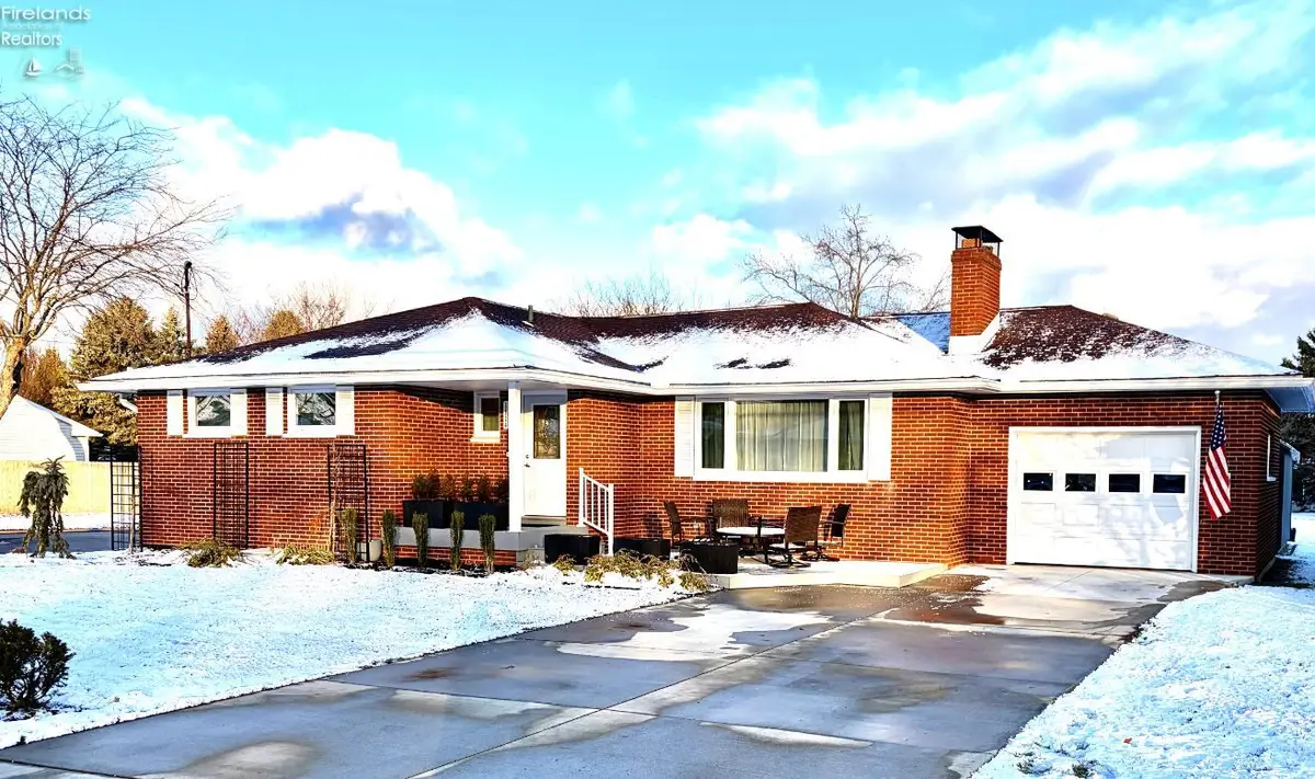 1114 Mudbrook Road, Huron, OH 44839 - Image #1