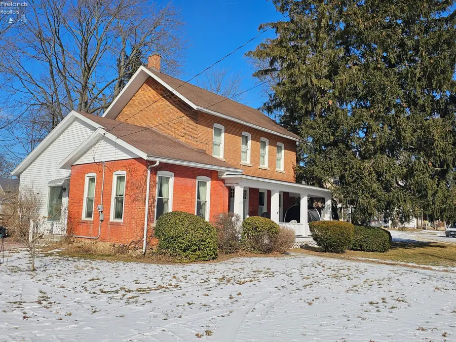 333 W Cherry Street, Clyde, OH 43410 - #3