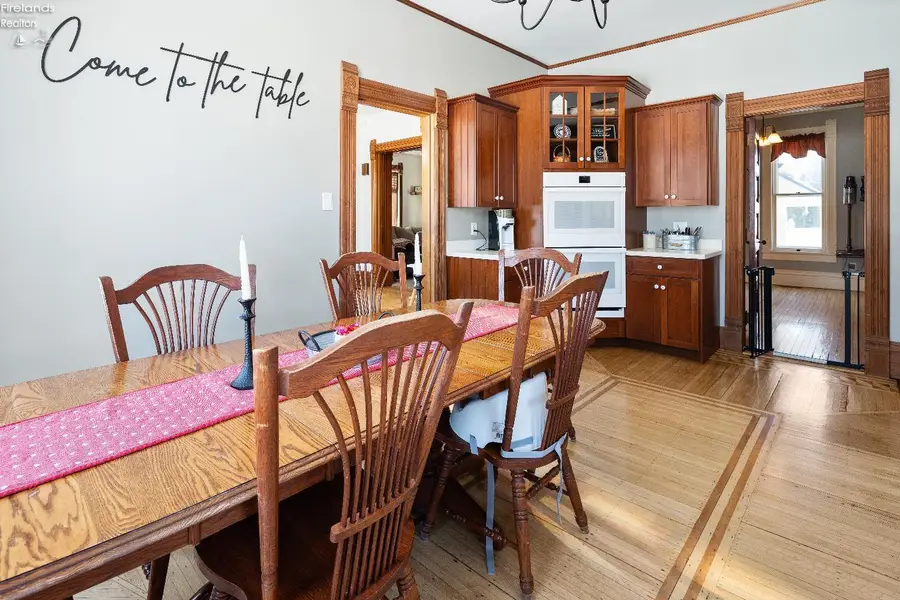 305 W Cherry Street, Clyde, OH 43410 - #3