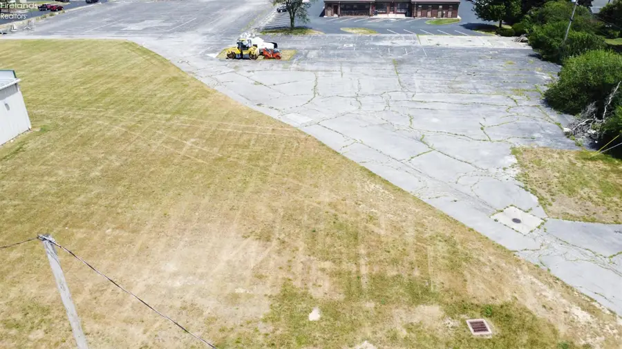 0 W Market Street, Tiffin, OH 44883 - #2