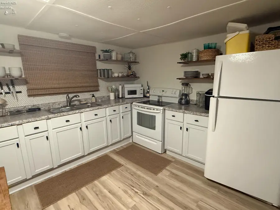 1623 NE Catawba #129, Port Clinton, OH 43452 - #2