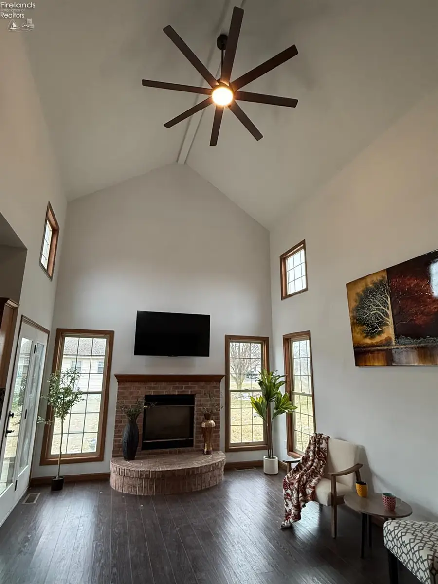 1302 1302 Wedgewood Dr., Fostoria, OH 44830 - #2