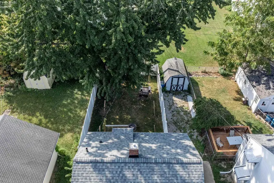 218 Elm, Port Clinton, OH 43452 - Image #2