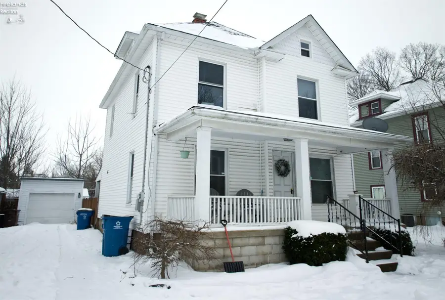 135 Attwood Terrace, Bellevue, OH 44811 - Image #2