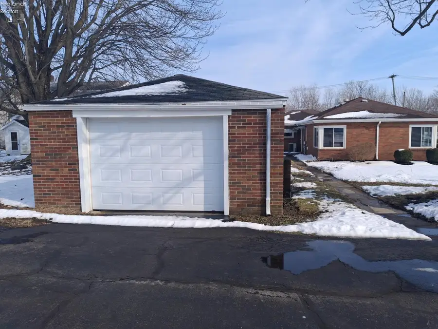 19 Townsend Street, Greenwich, OH 44837 - #2