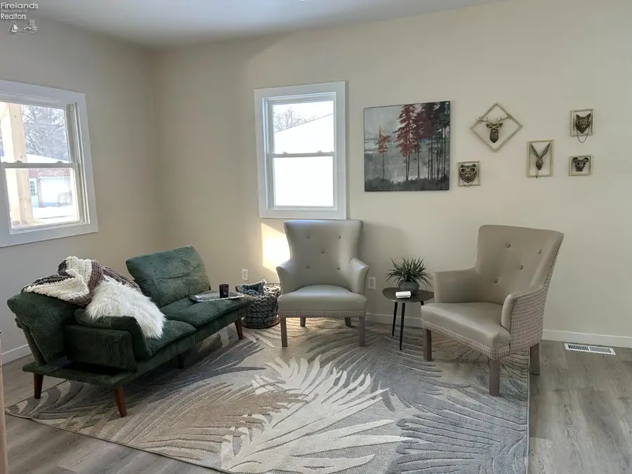 15 Pitt Street, Norwalk, OH 44857 - #2