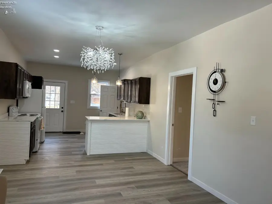 15 Pitt Street, Norwalk, OH 44857 - #3