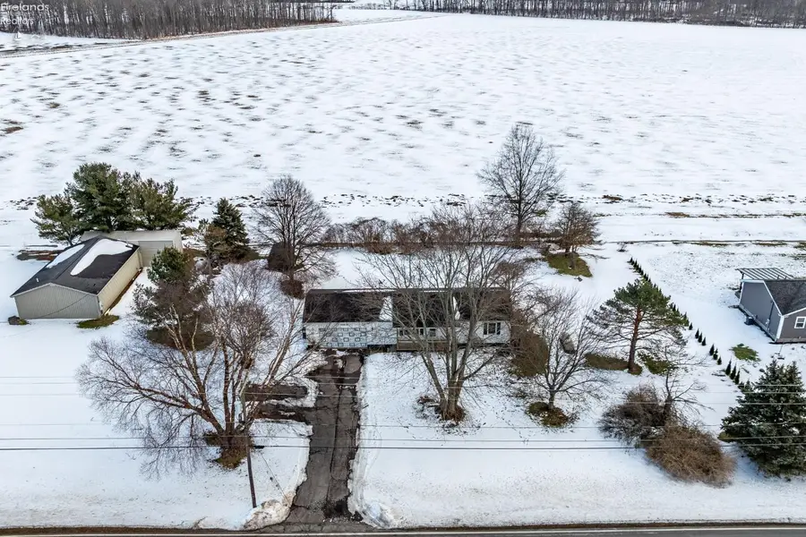 12518 Darrow Road, Vermilion, OH 44089 - #2
