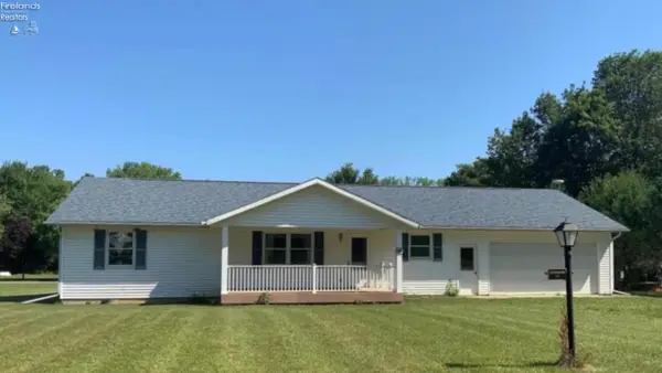 410 Sweetvalley, Kelleys Island, OH 43438