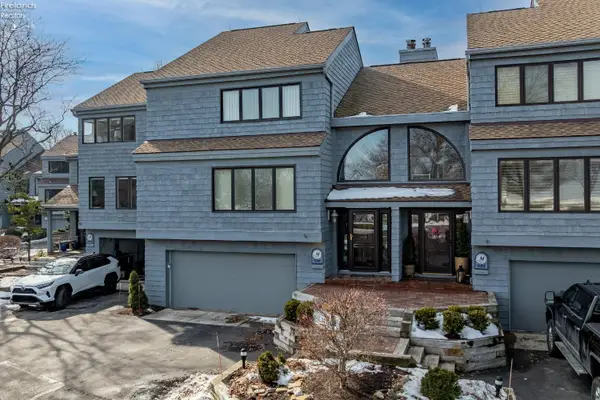 526 Mariner, Huron, OH 44839