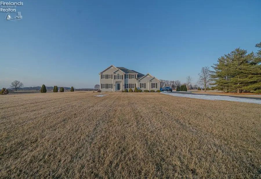 11101 W Genzman Road, Oak Harbor, OH 43449 - #2